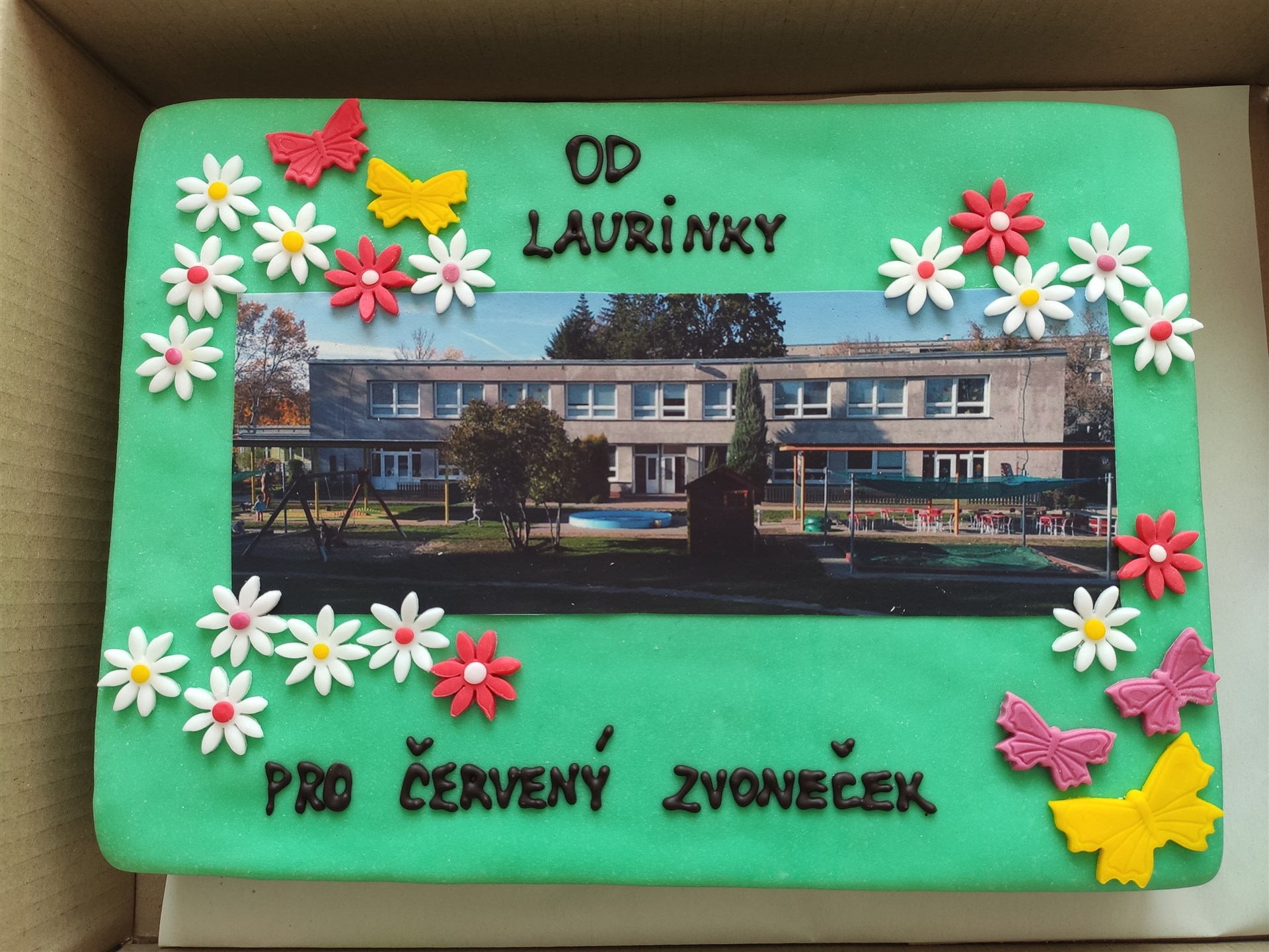 Velký dík Laurince H. za dort a  Amálce za jahody 